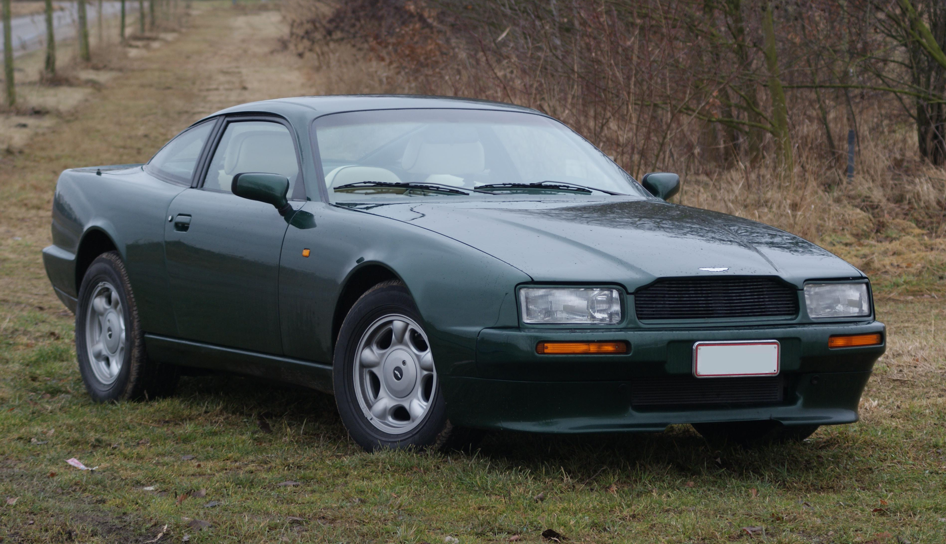 Aston Martin Virage Volante