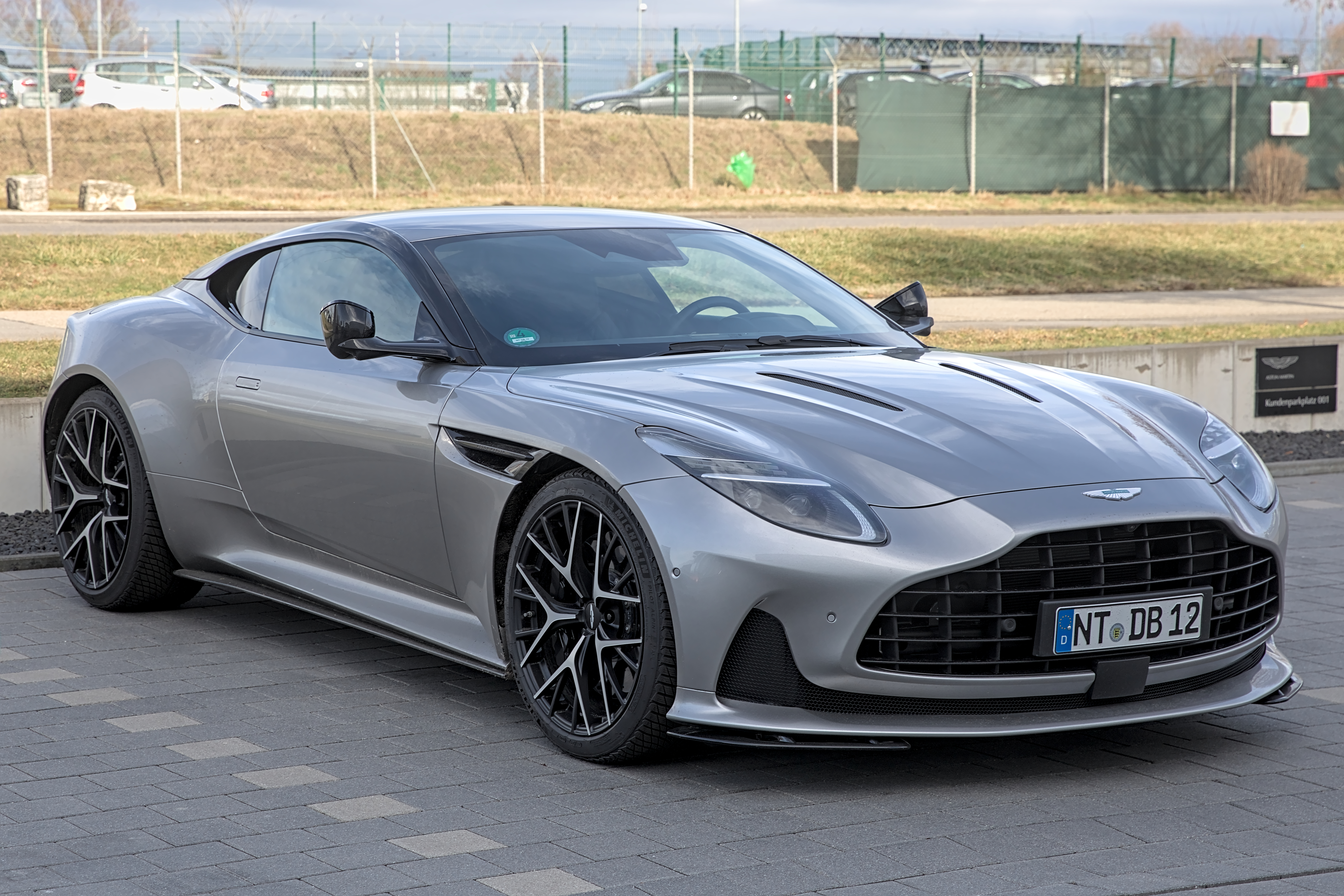 Aston Martin Volante