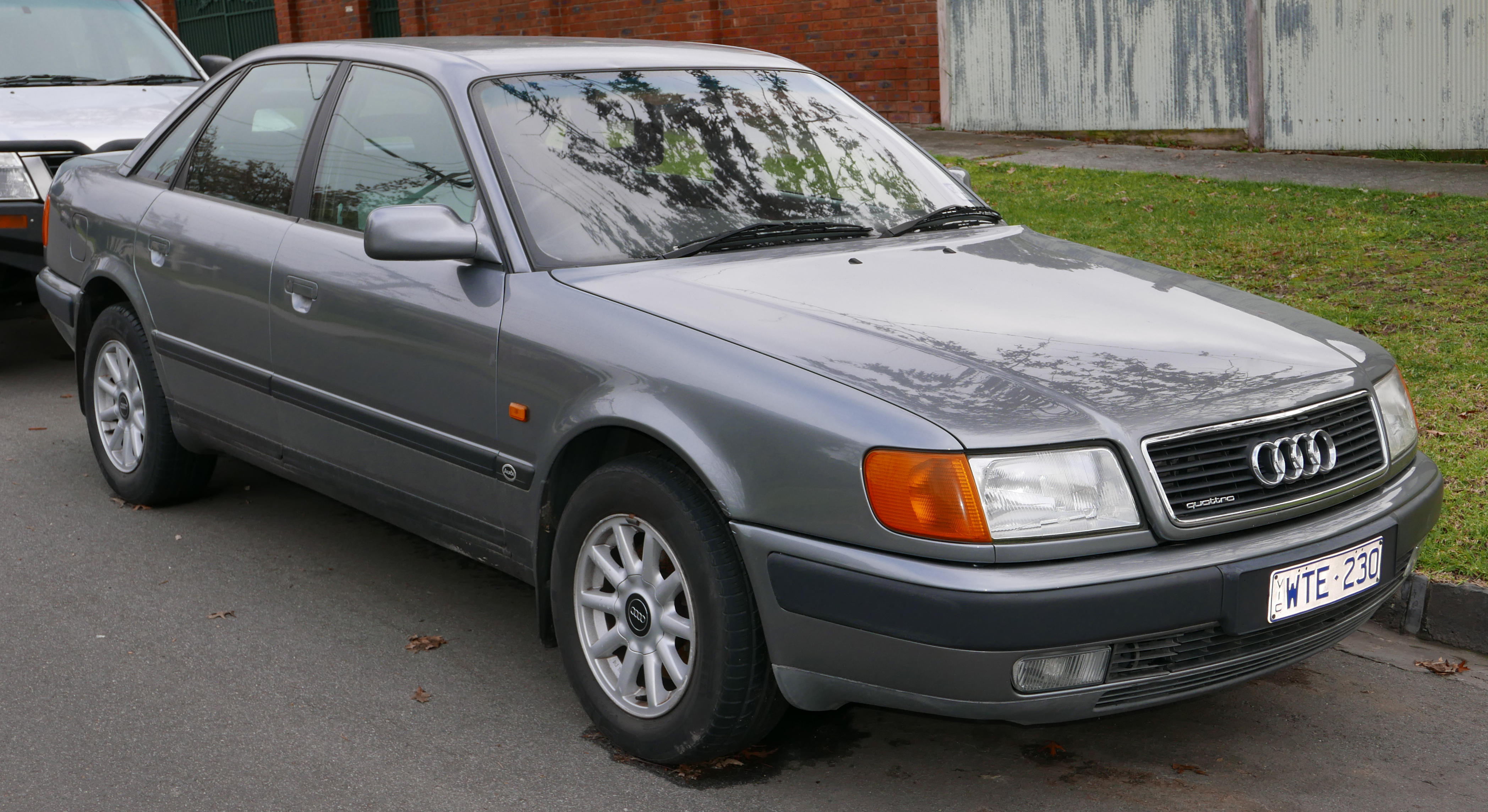Audi 100 L