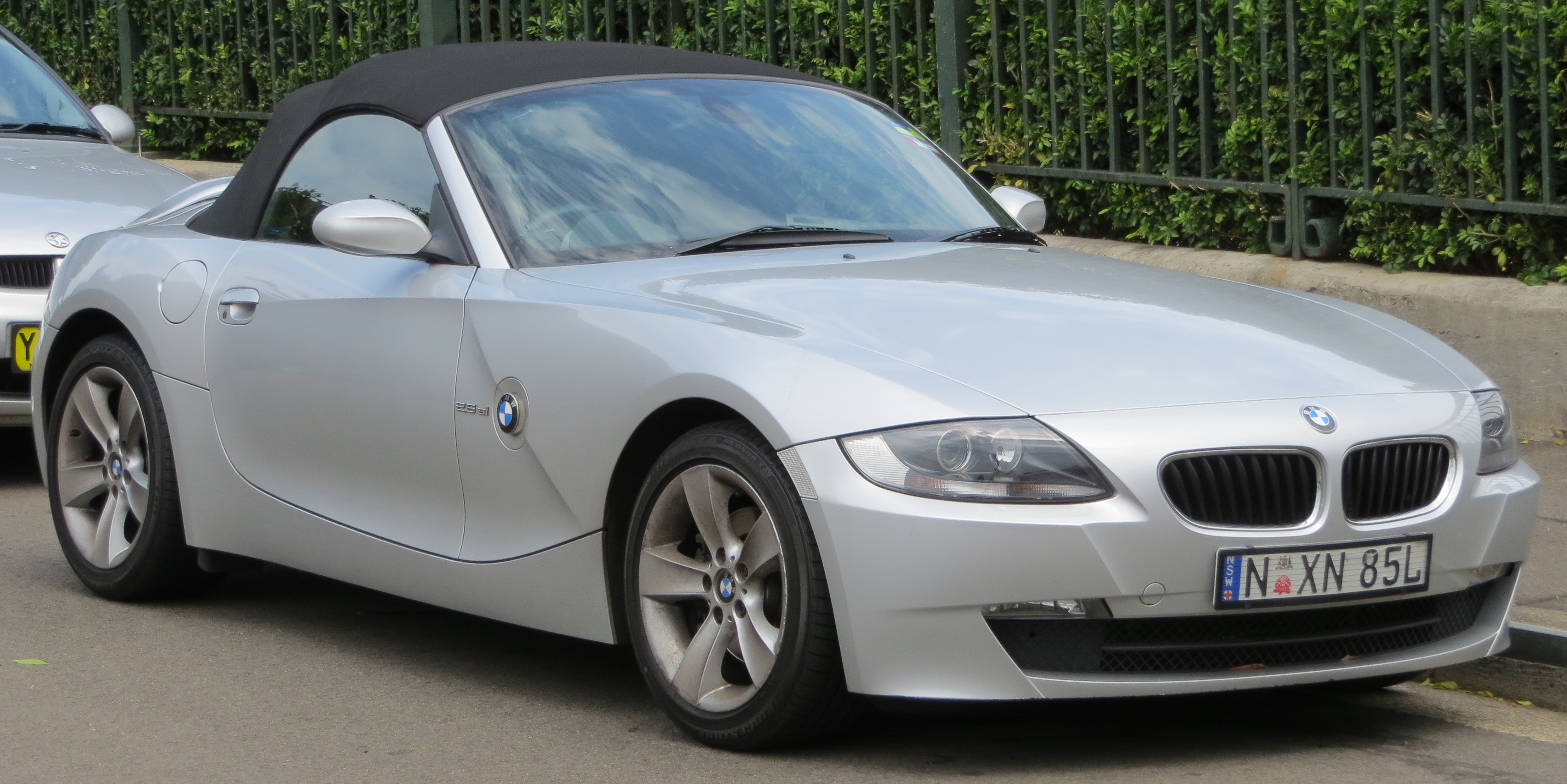 BMW Z4 Roadster 2.0i Introduction