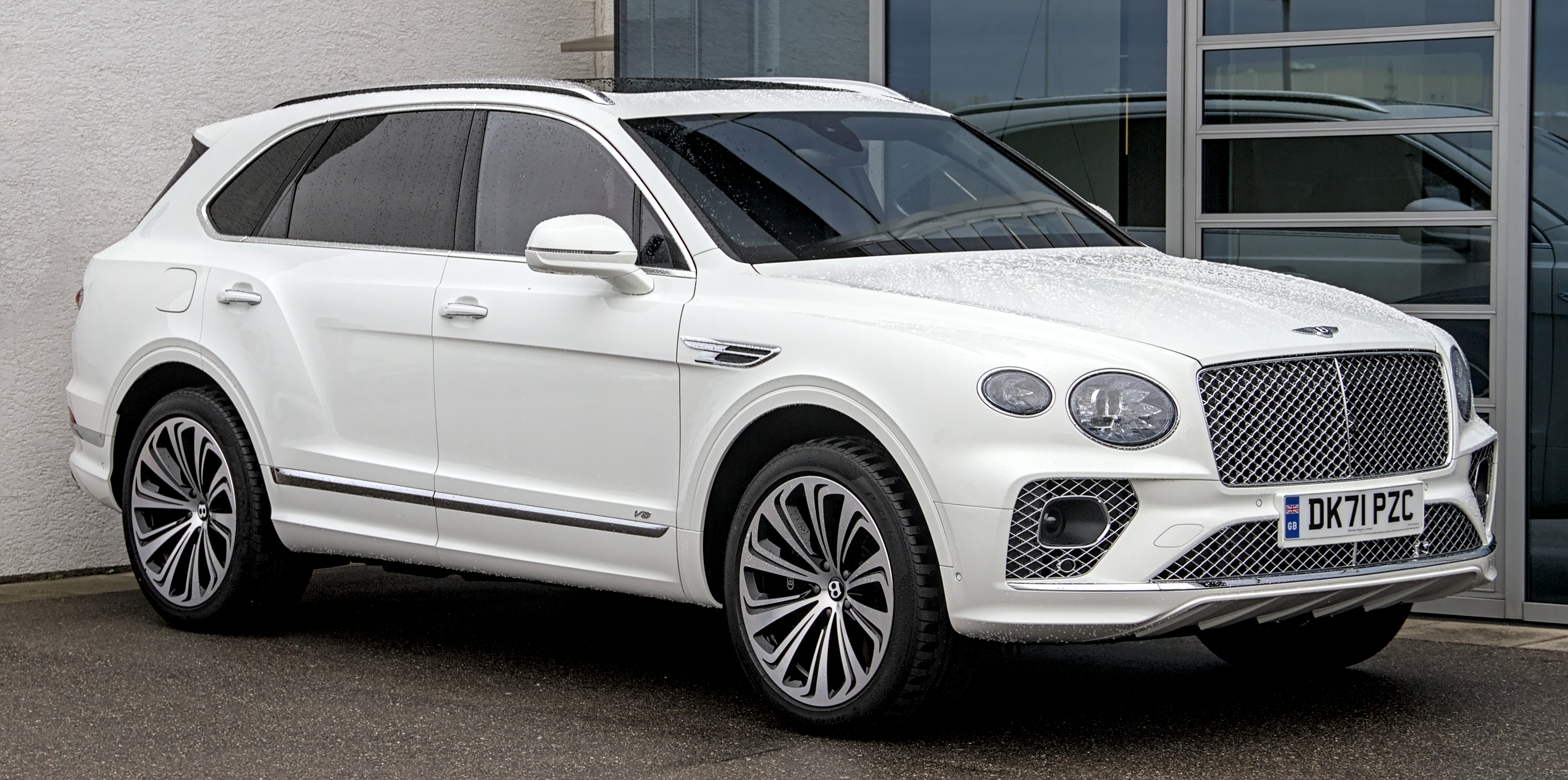 Bentley Bentayga V8