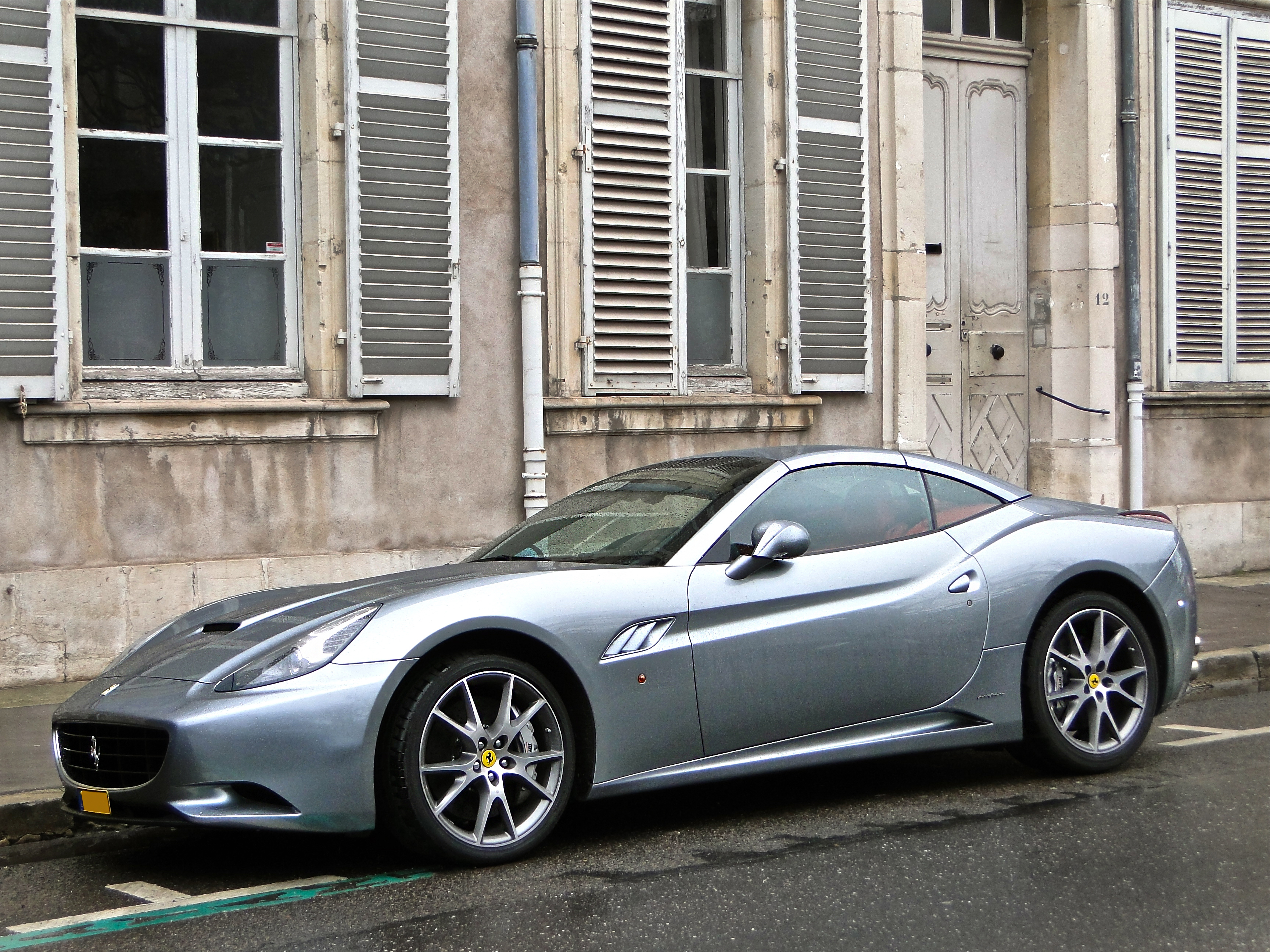 Ferrari California HELE