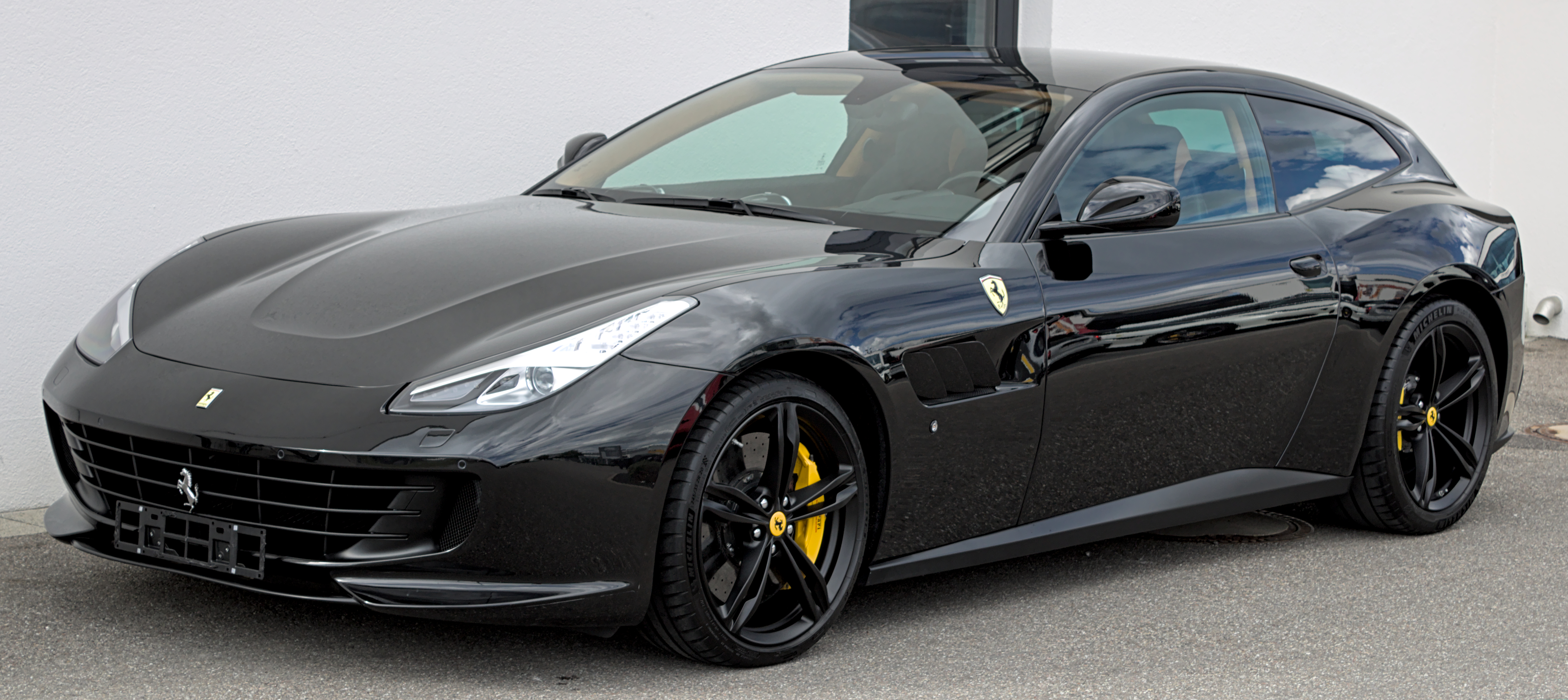 Ferrari GTC4 Lusso V8