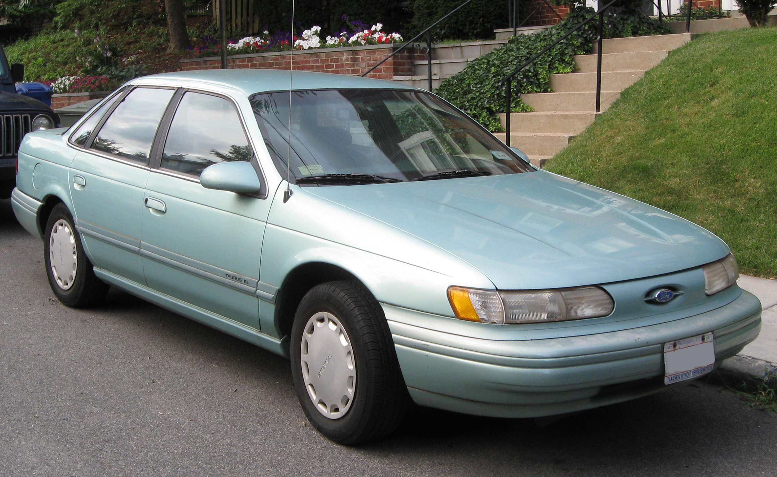Ford Taurus GL