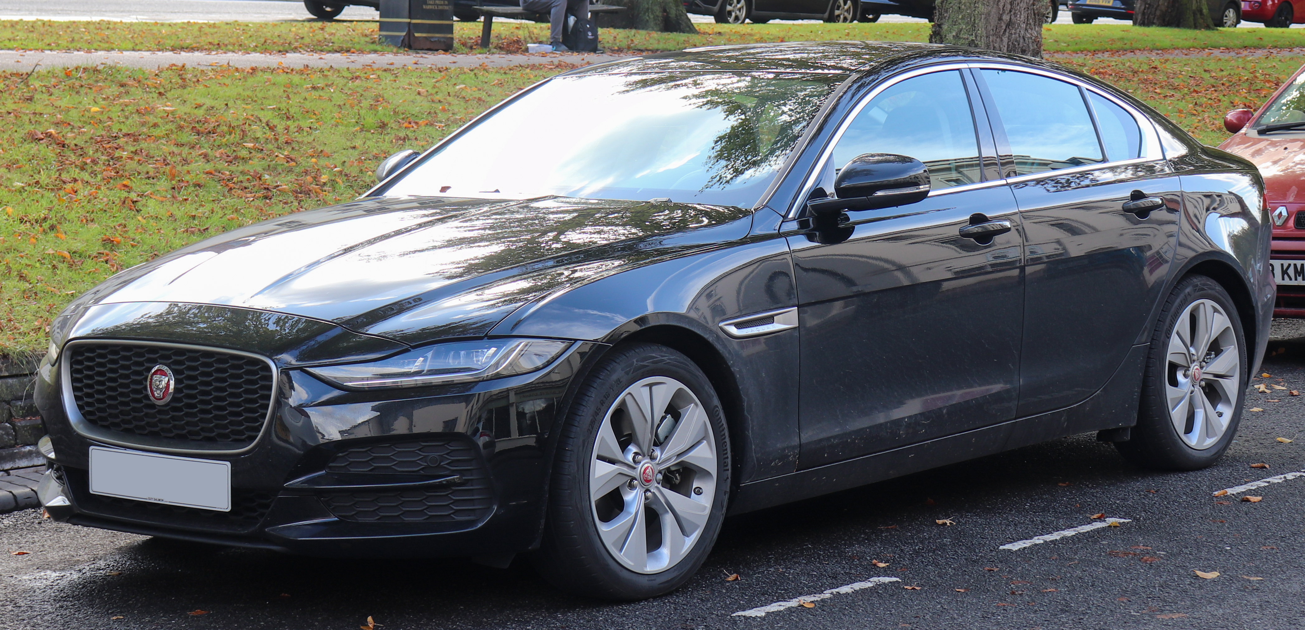 Jaguar XF P250 S