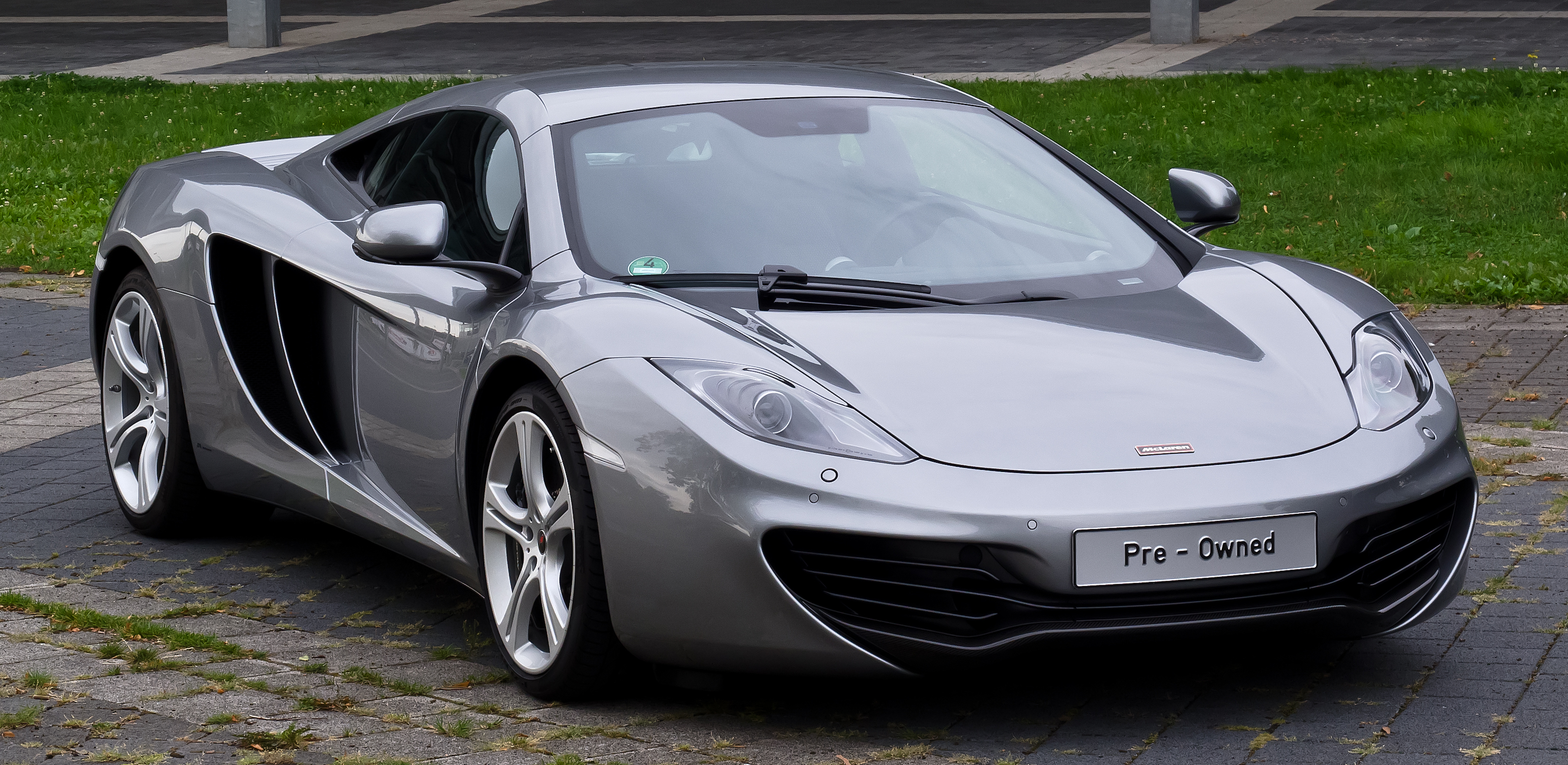 McLaren MP4-12C