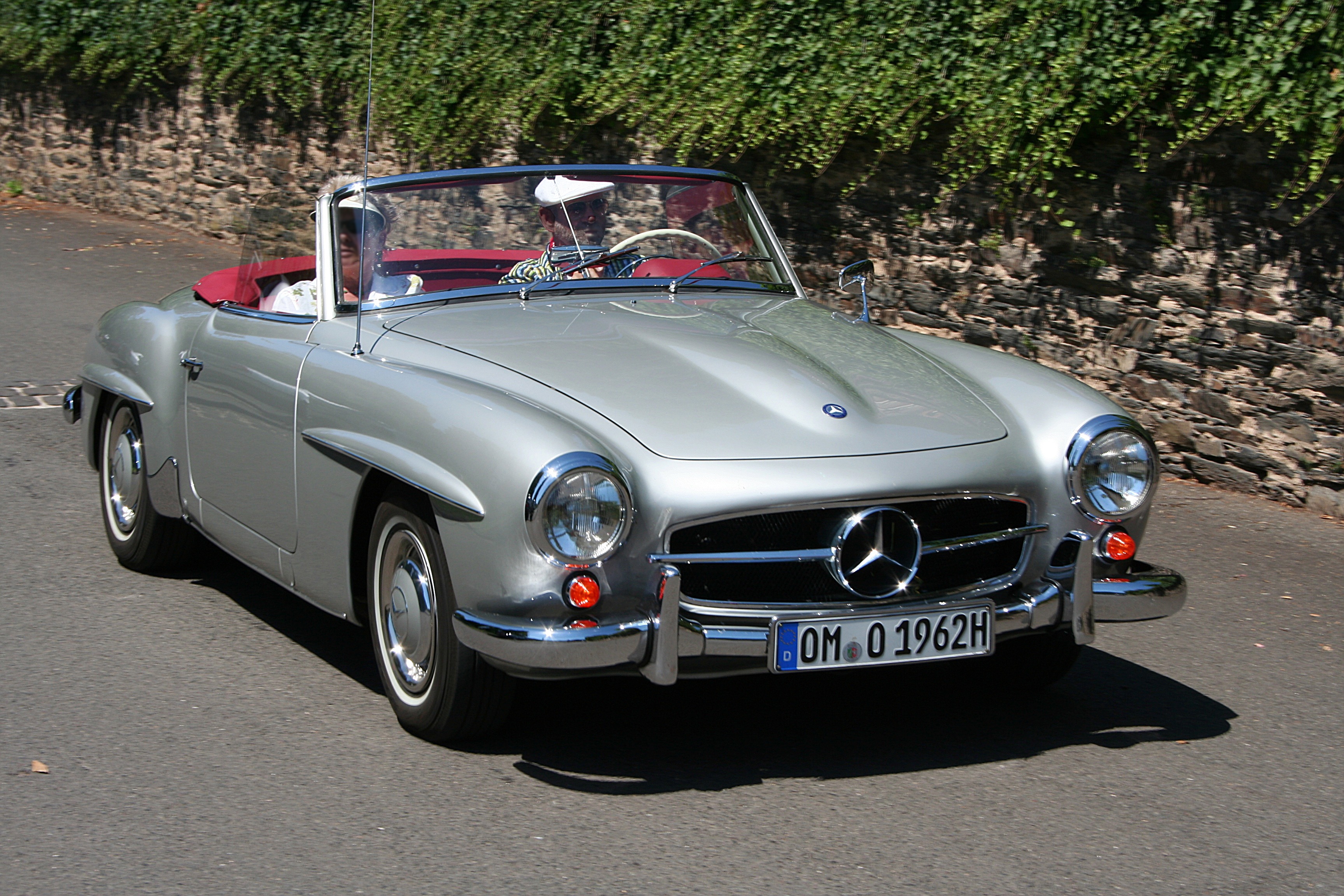 Mercedes-Benz 190