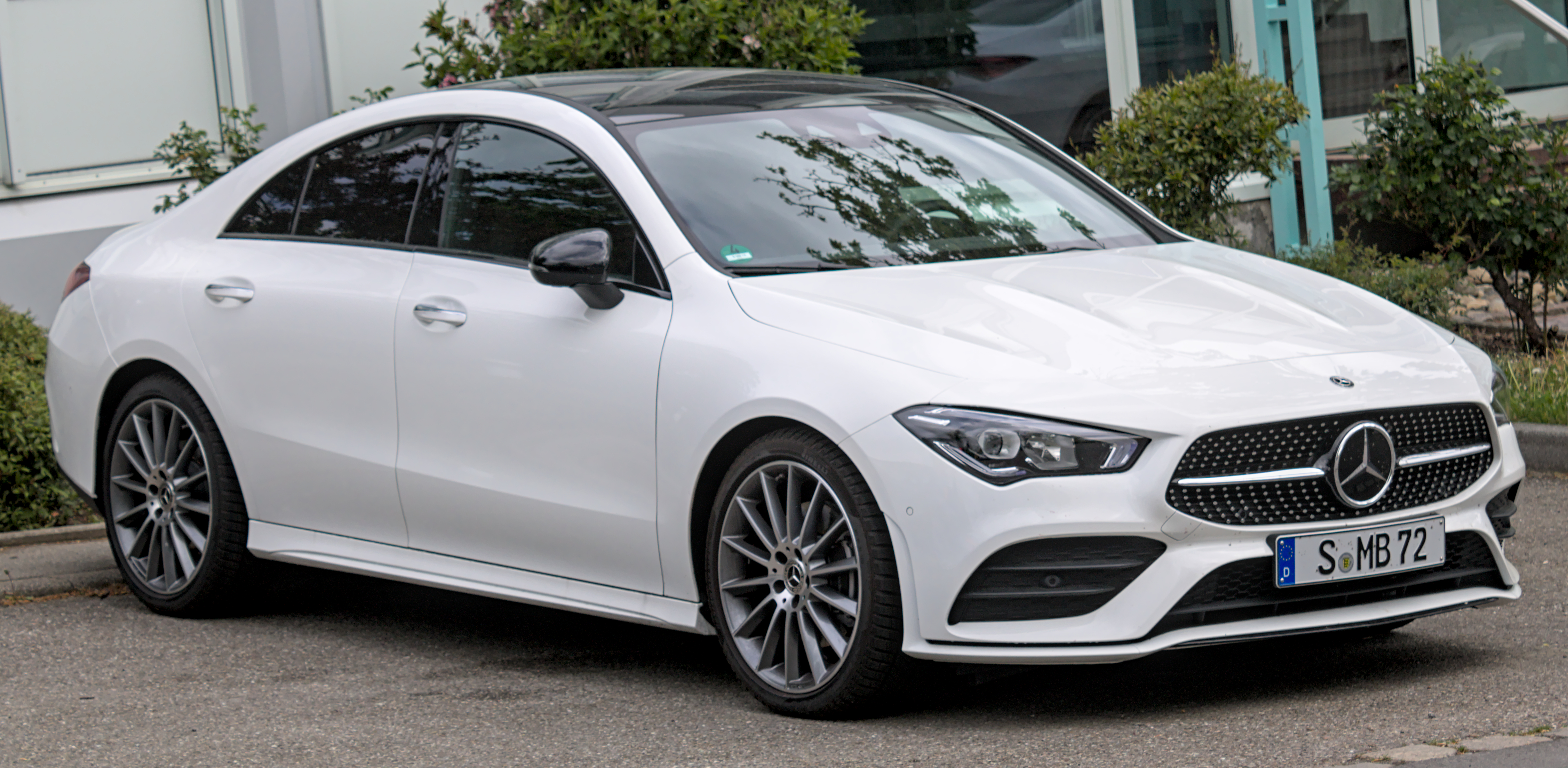 Mercedes-Benz CLA 180