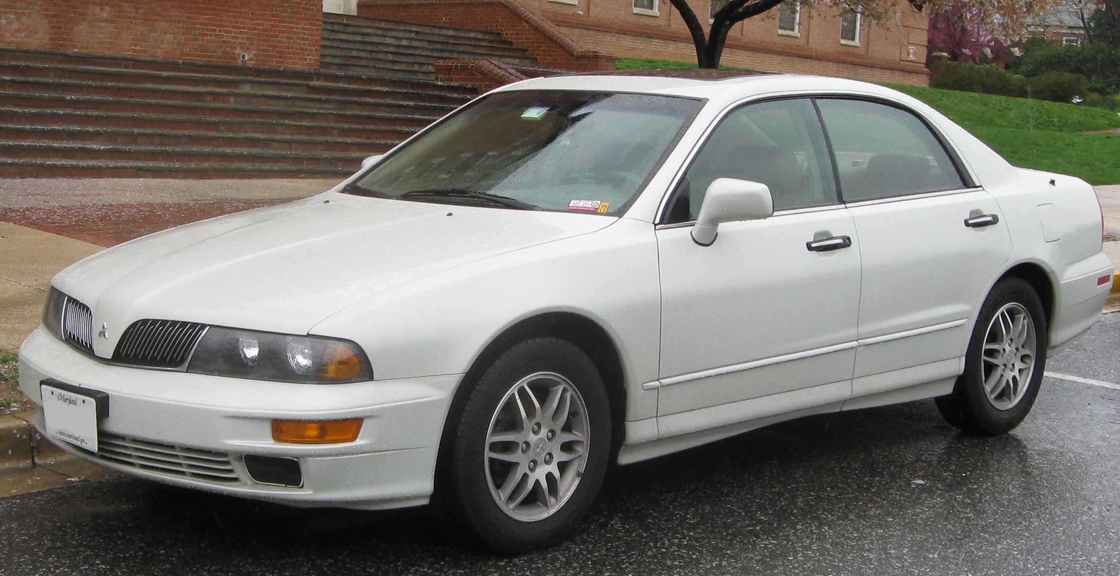 Mitsubishi Sigma 3.0i V6 SOHC