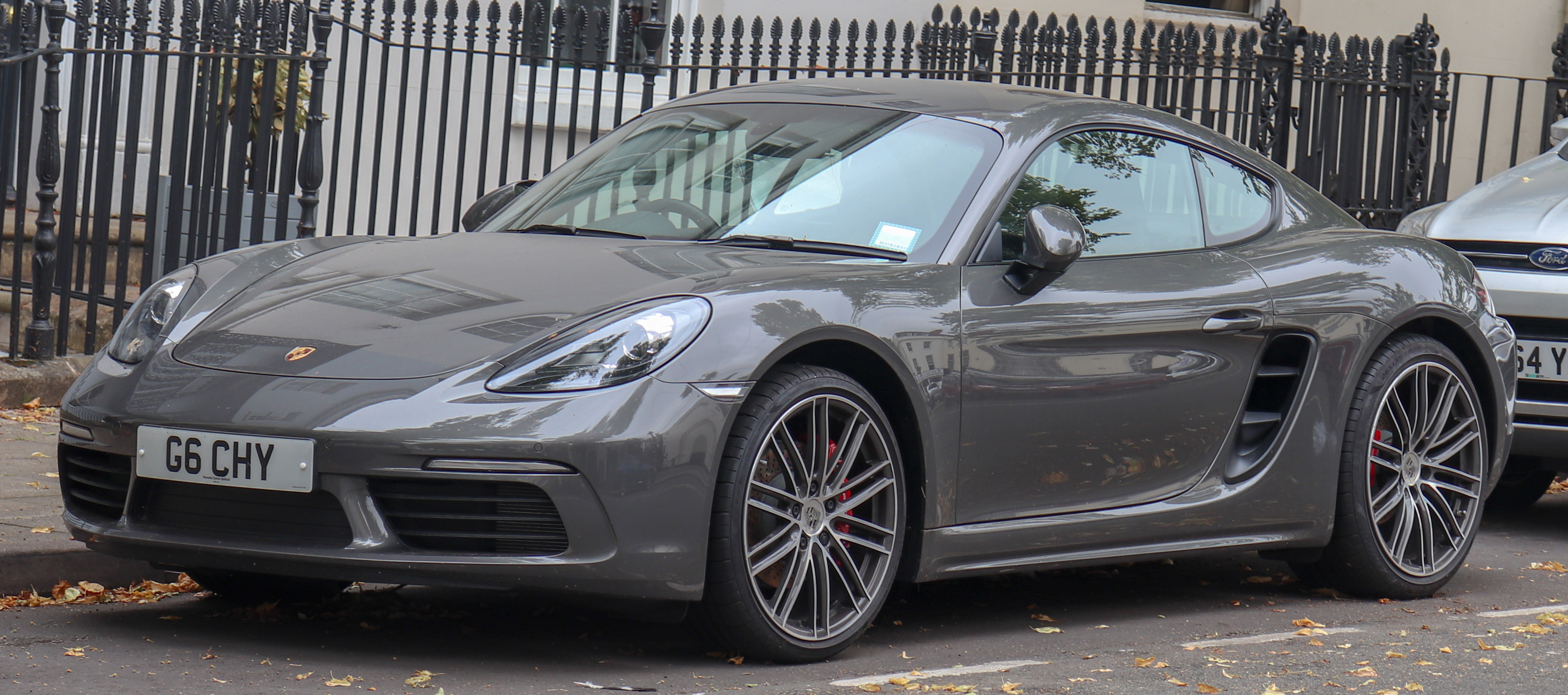 Porsche 718 Cayman