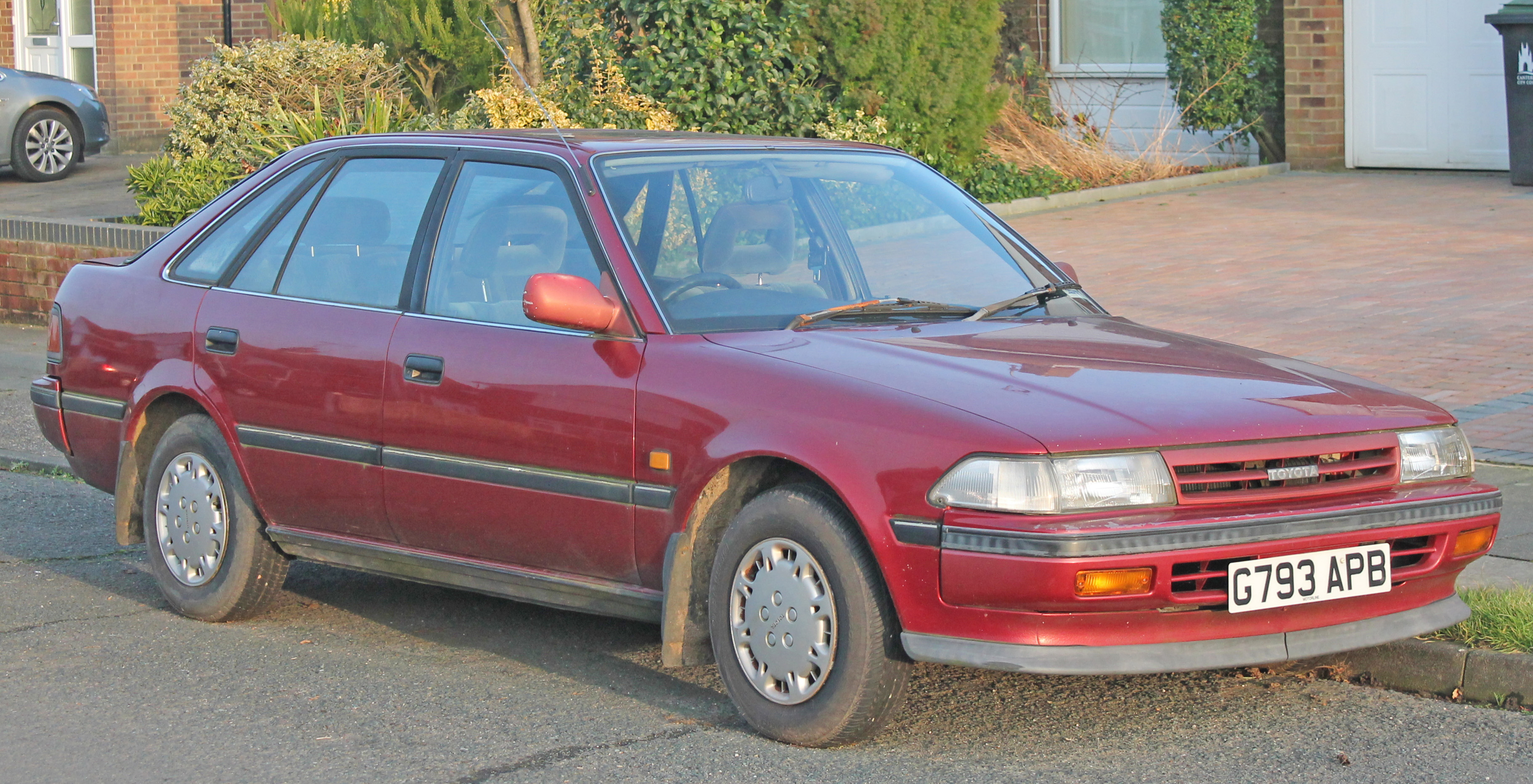 Toyota Carina 1.6 DL