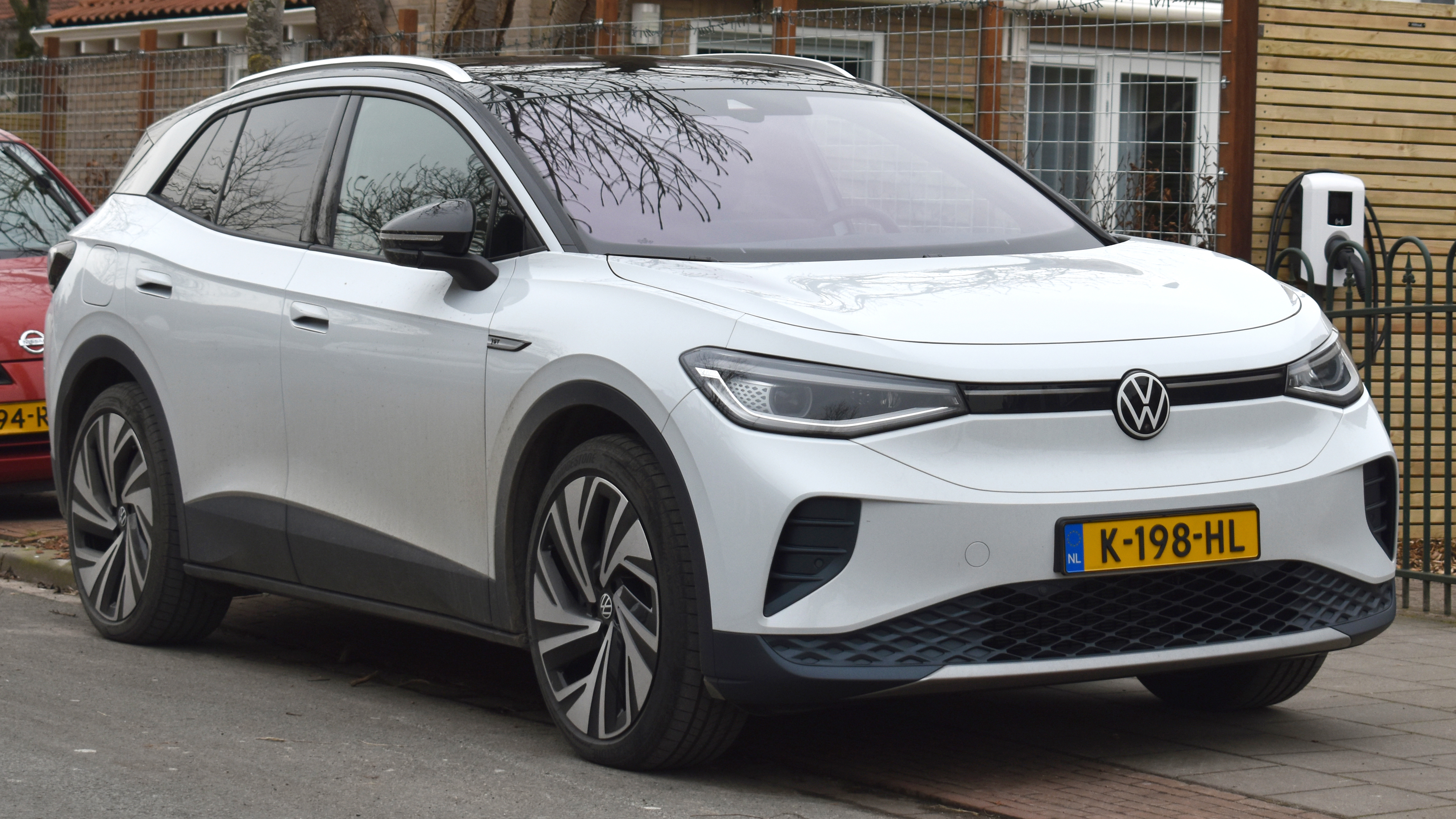 Volkswagen ID4 1st