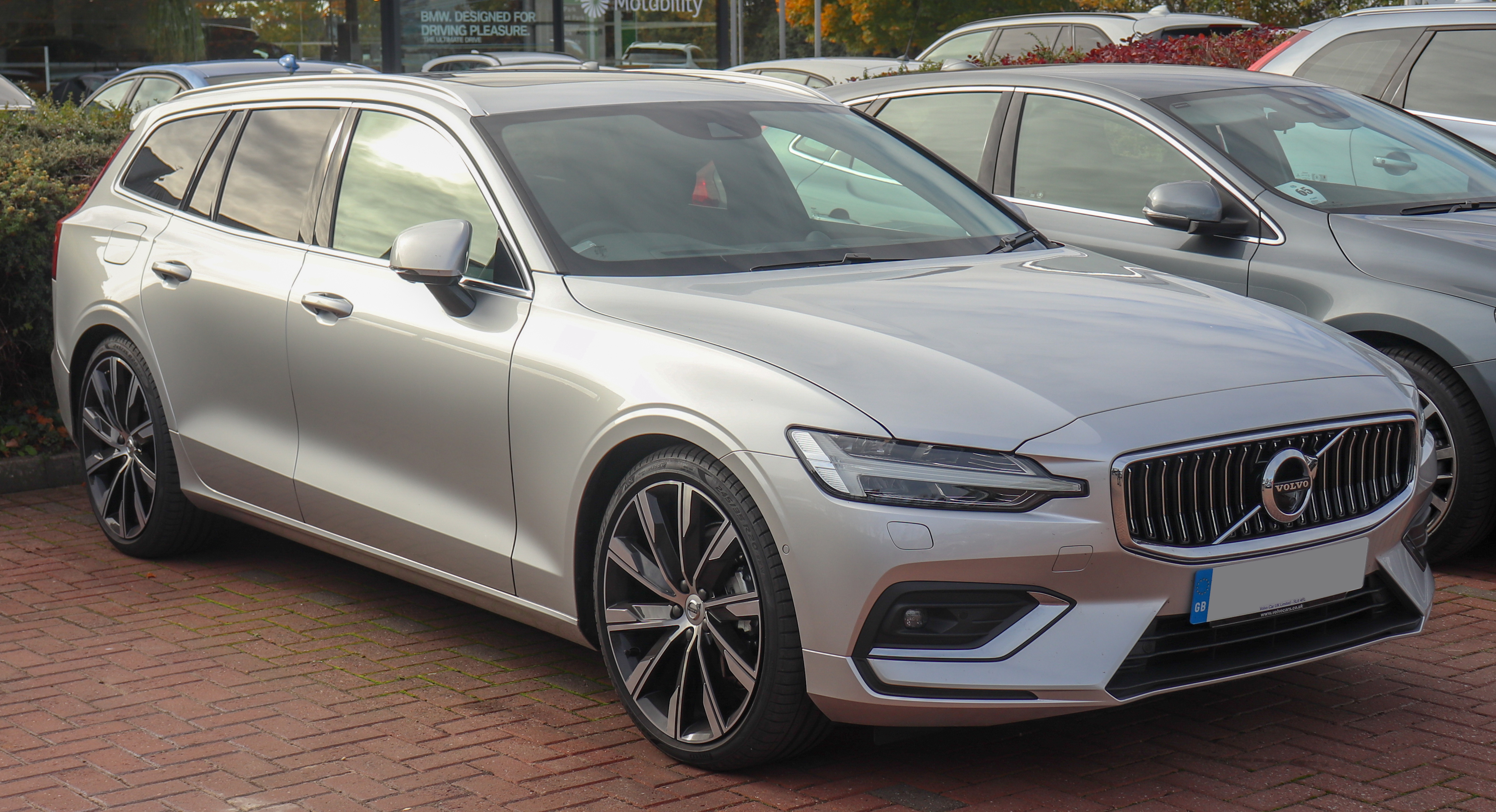 Volvo V60 B3 Momentum